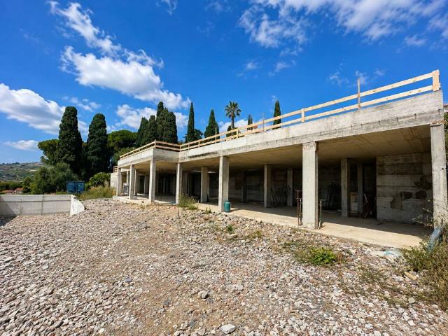 Villa Indipendente in vendita a Arziglia, Bordighera