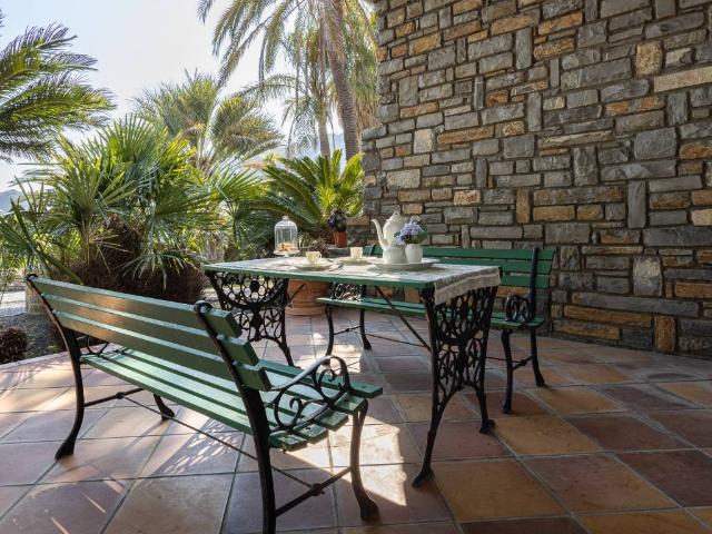 Villa Indipendente in vendita a Bordighera, Liguria