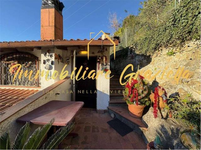 Villa Indipendente in vendita a Bordighera, Liguria