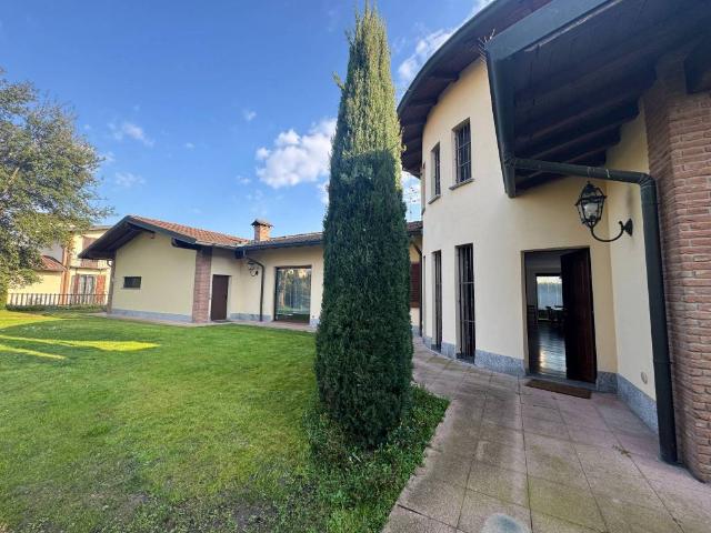 Villa Indipendente in vendita a Borgarello, Lombardia