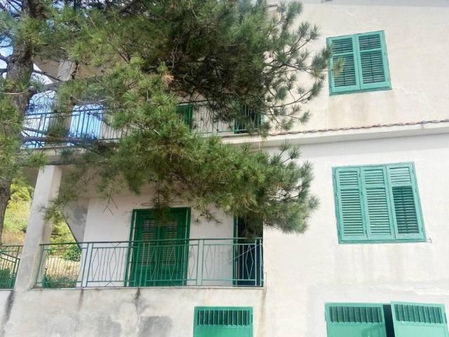 Villa Indipendente in vendita a Borgetto, Sicilia