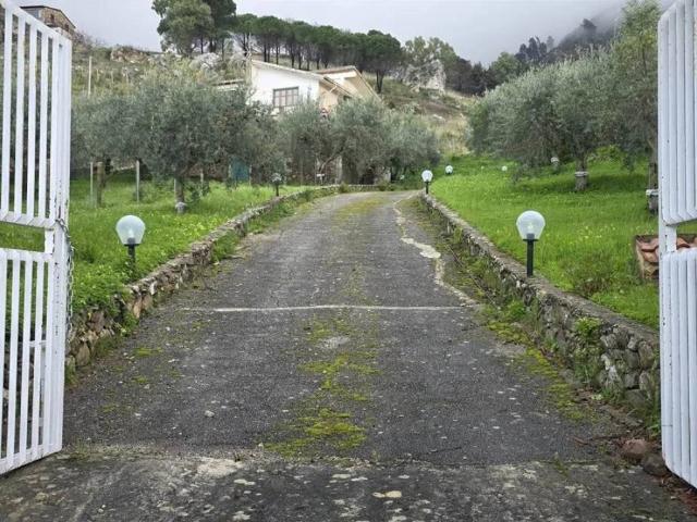 Villa Indipendente in vendita a Borgetto, Sicilia
