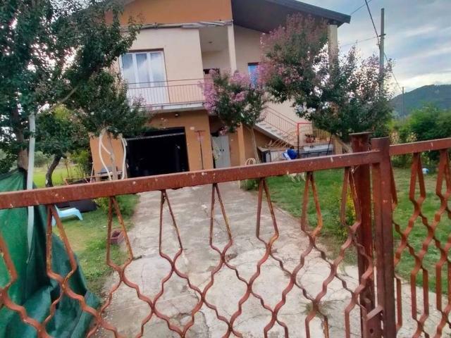 Villa Indipendente in vendita a Castel de' Ratti, Borghetto di Borbera
