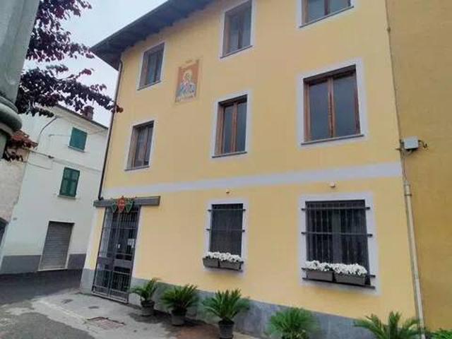 Villa Indipendente in vendita a Borghetto di Borbera, Alessandria