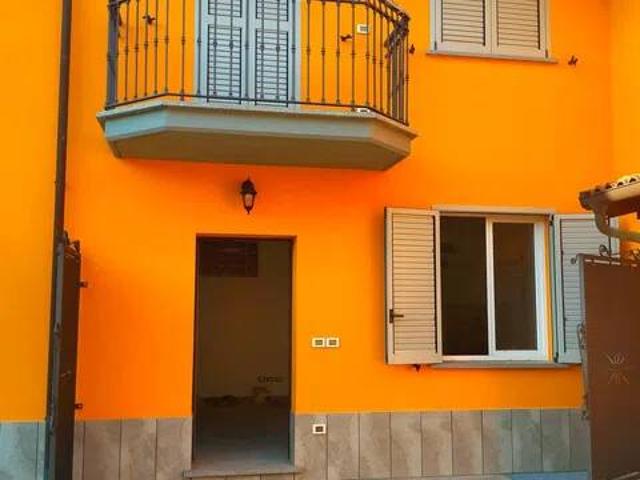 Villa Indipendente in vendita a Persi, Borghetto di Borbera