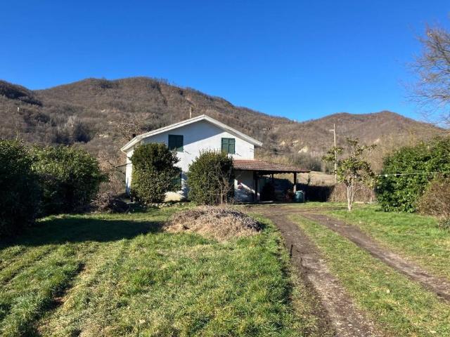 Villa Indipendente in vendita a Piemonte, Alessandria