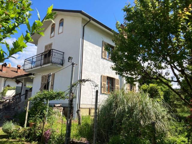 Villa Indipendente in vendita a Piemonte, Alessandria