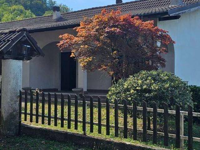 Villa Indipendente in vendita a Borghetto di Borbera, Alessandria