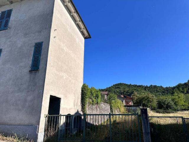 Villa Indipendente in vendita a Piemonte, Alessandria