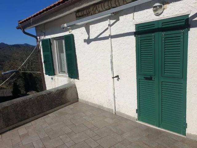 Villa Indipendente in vendita a Borghetto Di Vara, Liguria