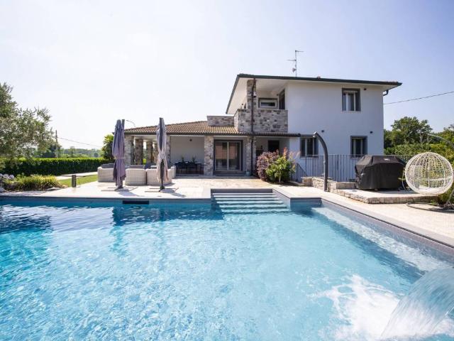 Villa Indipendente in vendita a Casoni, Borghetto Lodigiano