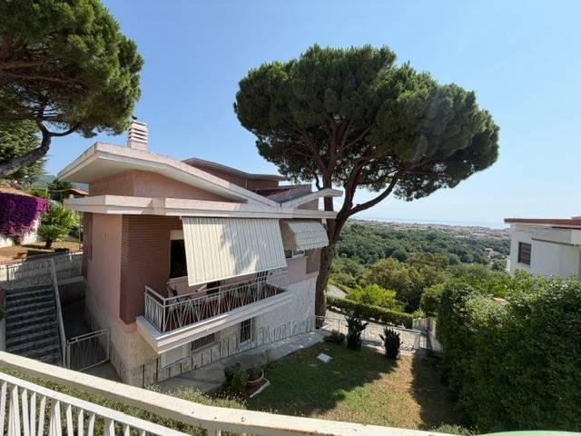 Villa Indipendente in vendita a Borghetto Santo Spirito, Liguria