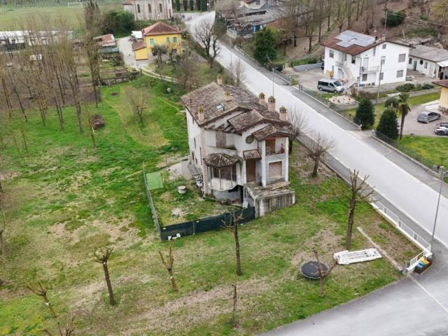 Villa Indipendente in vendita a Borghi, Reggio Emilia