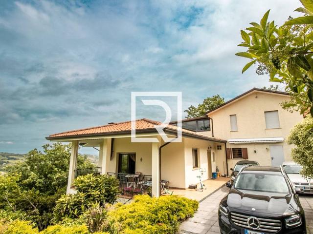 Villa Indipendente in vendita a Borghi, Reggio Emilia