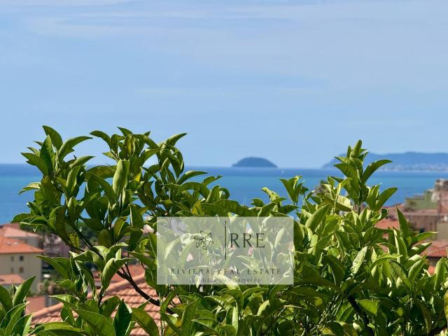 Villa Indipendente in vendita a Borgio, Borgio Verezzi