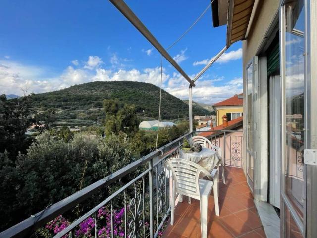 Villa Indipendente in vendita a Borgio, Borgio Verezzi