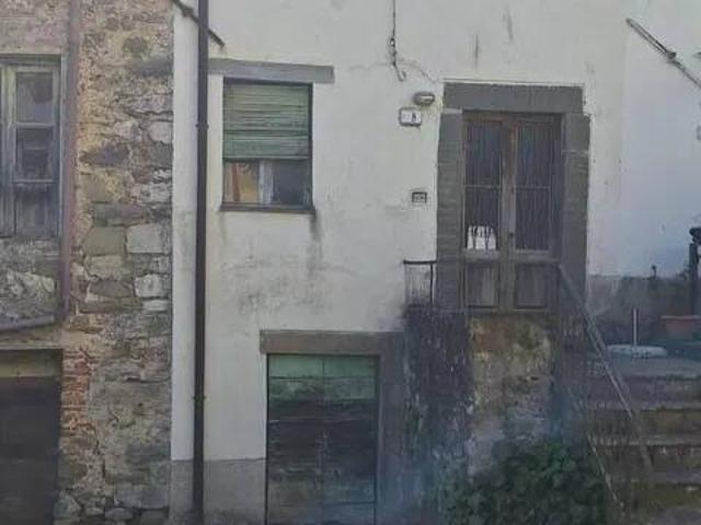 Villa Indipendente in vendita a Unione dei comuni Media Valle del Serchio, Borgo A Mozzano