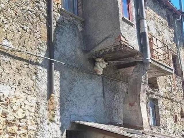 Villa Indipendente in vendita a Unione dei comuni Media Valle del Serchio, Borgo A Mozzano