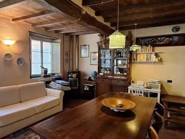Villa Indipendente in vendita a Unione dei comuni Media Valle del Serchio, Borgo A Mozzano