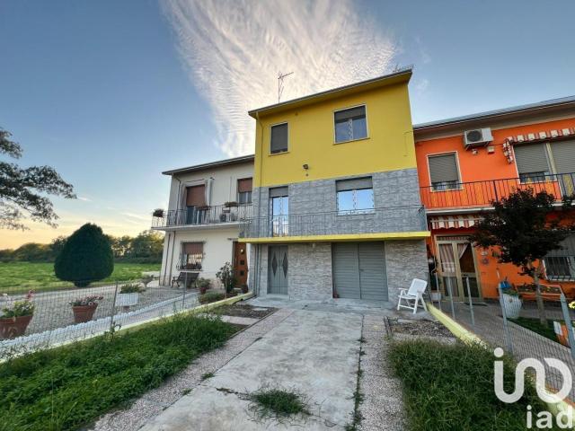 Villa Indipendente in vendita a Borgo Mantovano, Revere