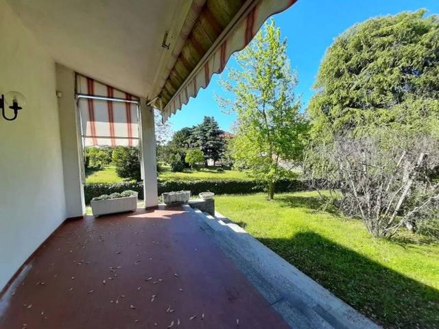 Villa Indipendente in vendita a Borgo Priolo, Lombardia