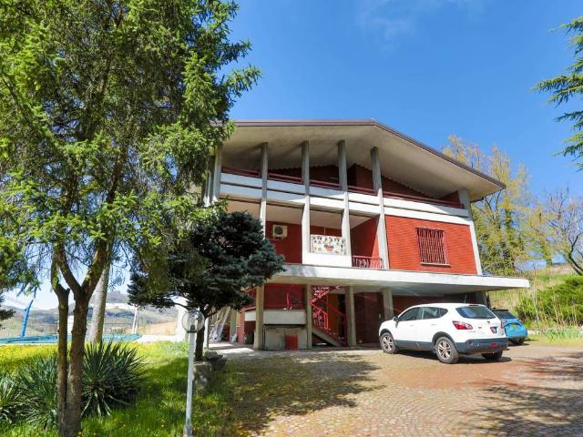 Villa Indipendente in vendita a Borgo Priolo, Lombardia
