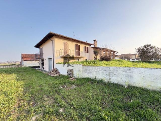 Villa Indipendente in vendita a Borgo San Giacomo, Lombardia