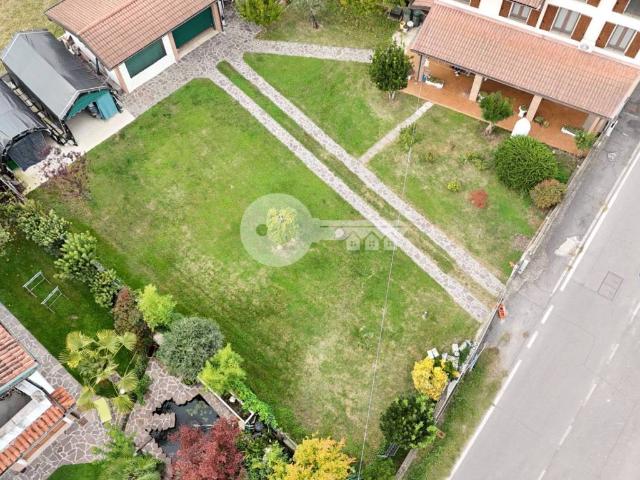 Villa Indipendente in vendita a Borgo San Giacomo, Lombardia