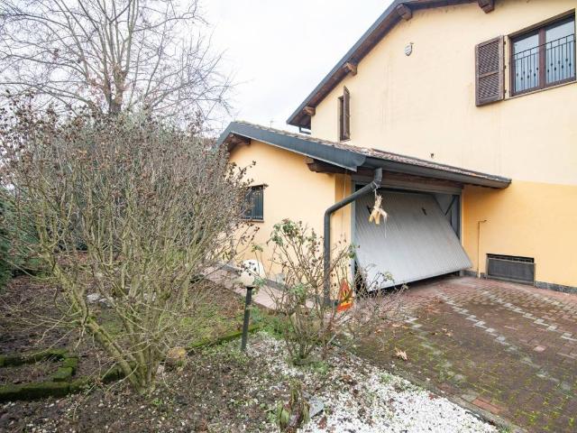 Villa Indipendente in vendita a Borgo San Giovanni, Lombardia
