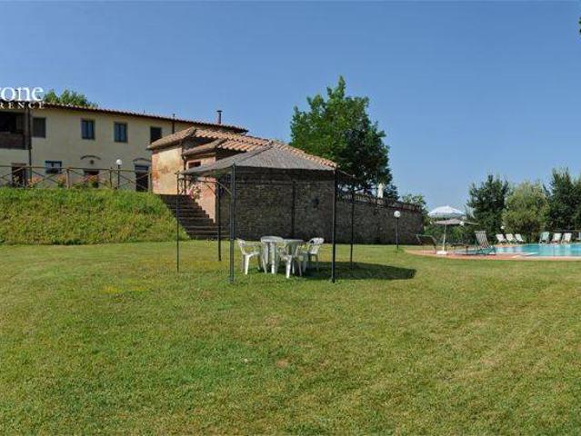 Villa Indipendente in vendita a Dicomano, Toscana