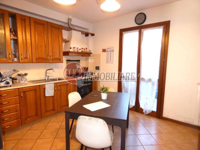 Villa Indipendente in vendita a Borgo San Lorenzo, Toscana
