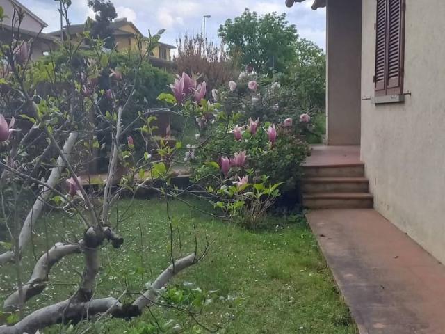 Villa Indipendente in vendita a Borgo San Lorenzo, Toscana