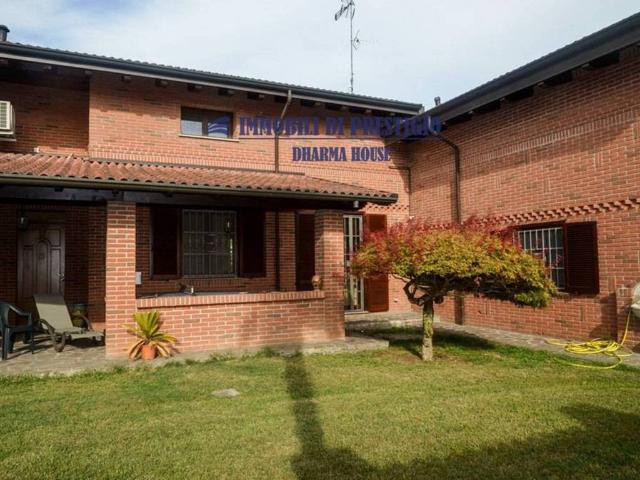 Villa Indipendente in vendita a Borgo San Siro, Lombardia
