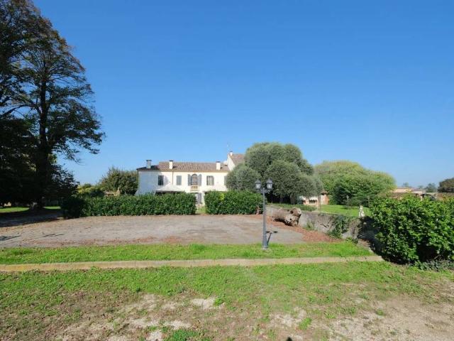 Villa Indipendente in vendita a Borgo Veneto, Megliadino San Fidenzio