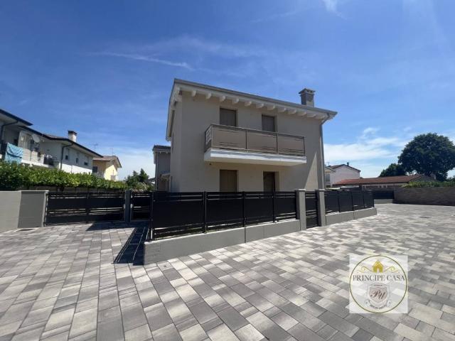 Villa Indipendente in vendita a Borgo Veneto, Saletto