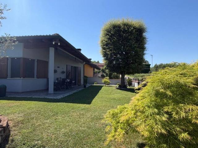 Villa Indipendente in vendita a Borgo Virgilio, Lombardia