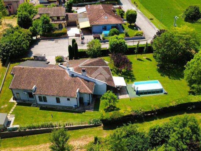Villa Indipendente in vendita a Borgo Virgilio, Lombardia