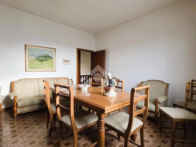 Villa Indipendente in vendita a Borgo Virgilio, Cerese