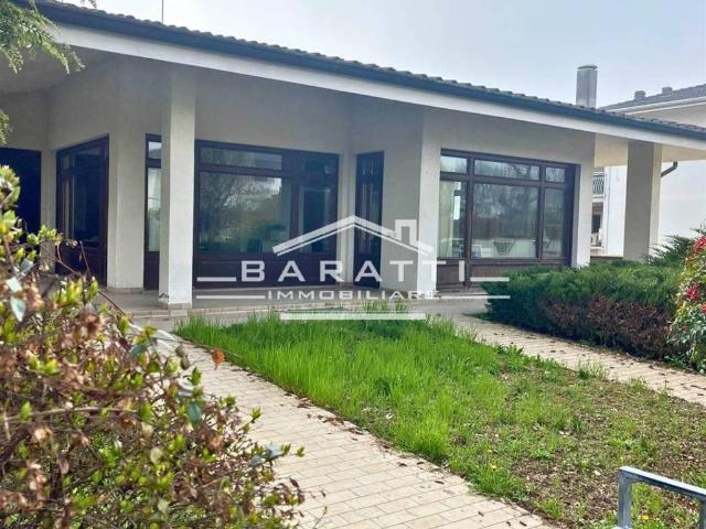 Villa Indipendente in vendita a Borgo Virgilio, Cerese