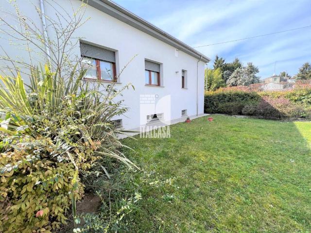 Villa Indipendente in vendita a Borgo Virgilio, Cerese