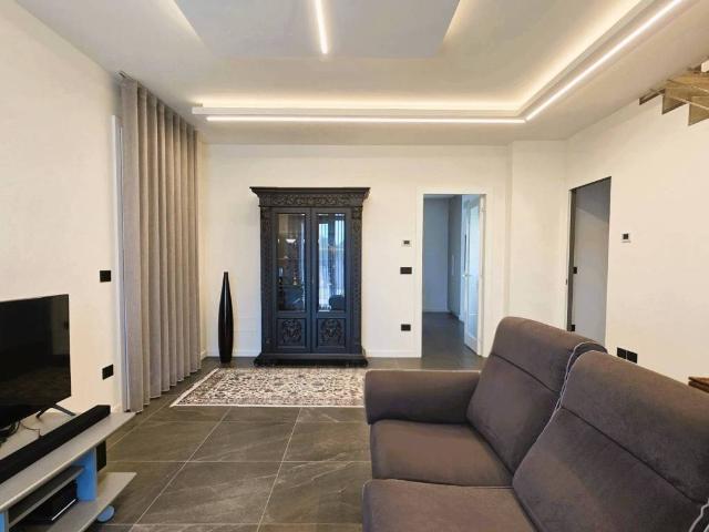 Villa Indipendente in vendita a Borgo Virgilio, Cerese
