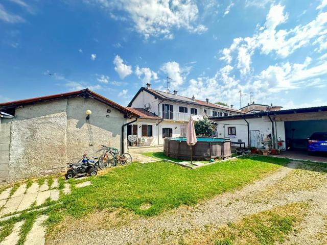 Villa Indipendente in vendita a Piemonte, Novara
