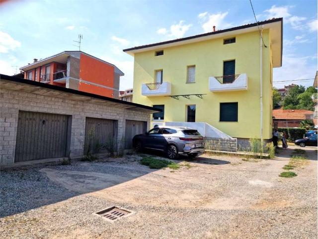 Villa Indipendente in vendita a Baraggioni, Borgomanero