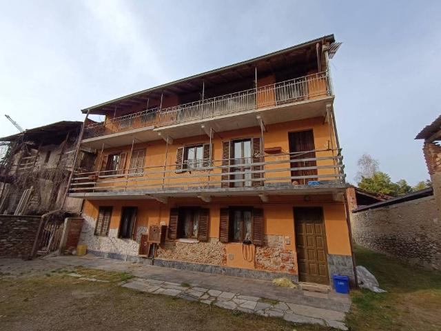 Villa Indipendente in vendita a Santa Cristina, Piemonte