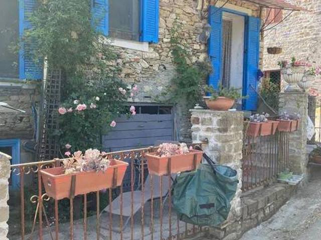 Villa Indipendente in vendita a Borgomaro, Liguria