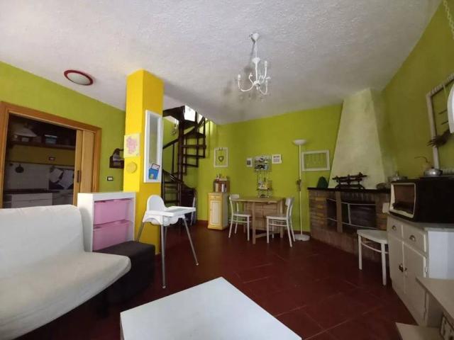 Villa Indipendente in vendita a Borgomaro, Liguria