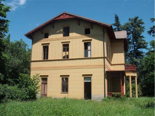 Villa Indipendente in vendita a Borgonovo Val Tidone, Piacenza