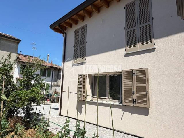 Villa Indipendente in vendita a Mulino del Follo, Borgonovo Val Tidone
