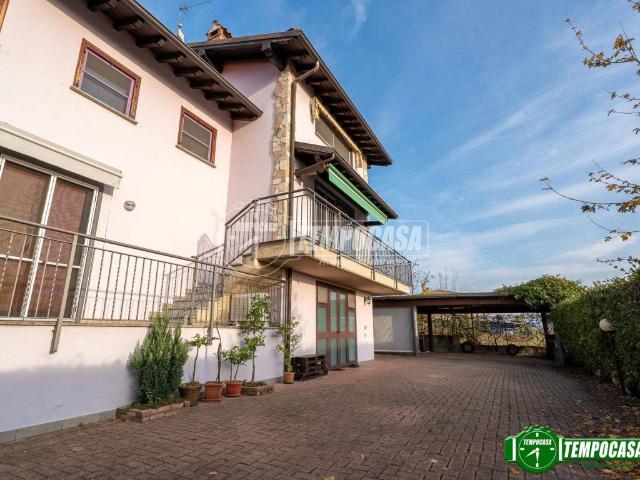 Villa Indipendente in vendita a Borgonovo Val Tidone, Reggio Emilia