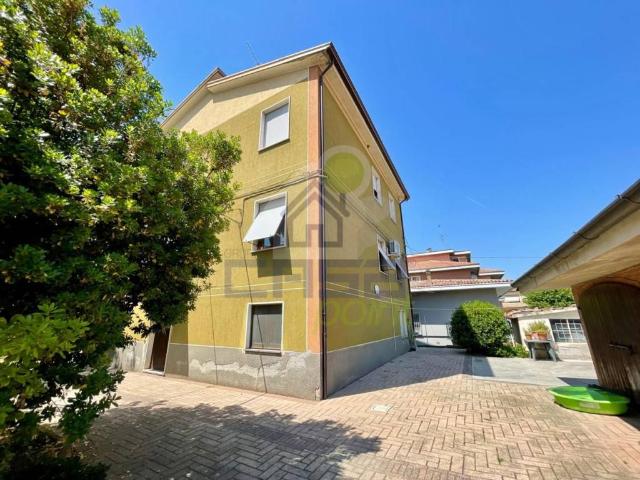 Villa Indipendente in vendita a Borgonovo Val Tidone, Reggio Emilia